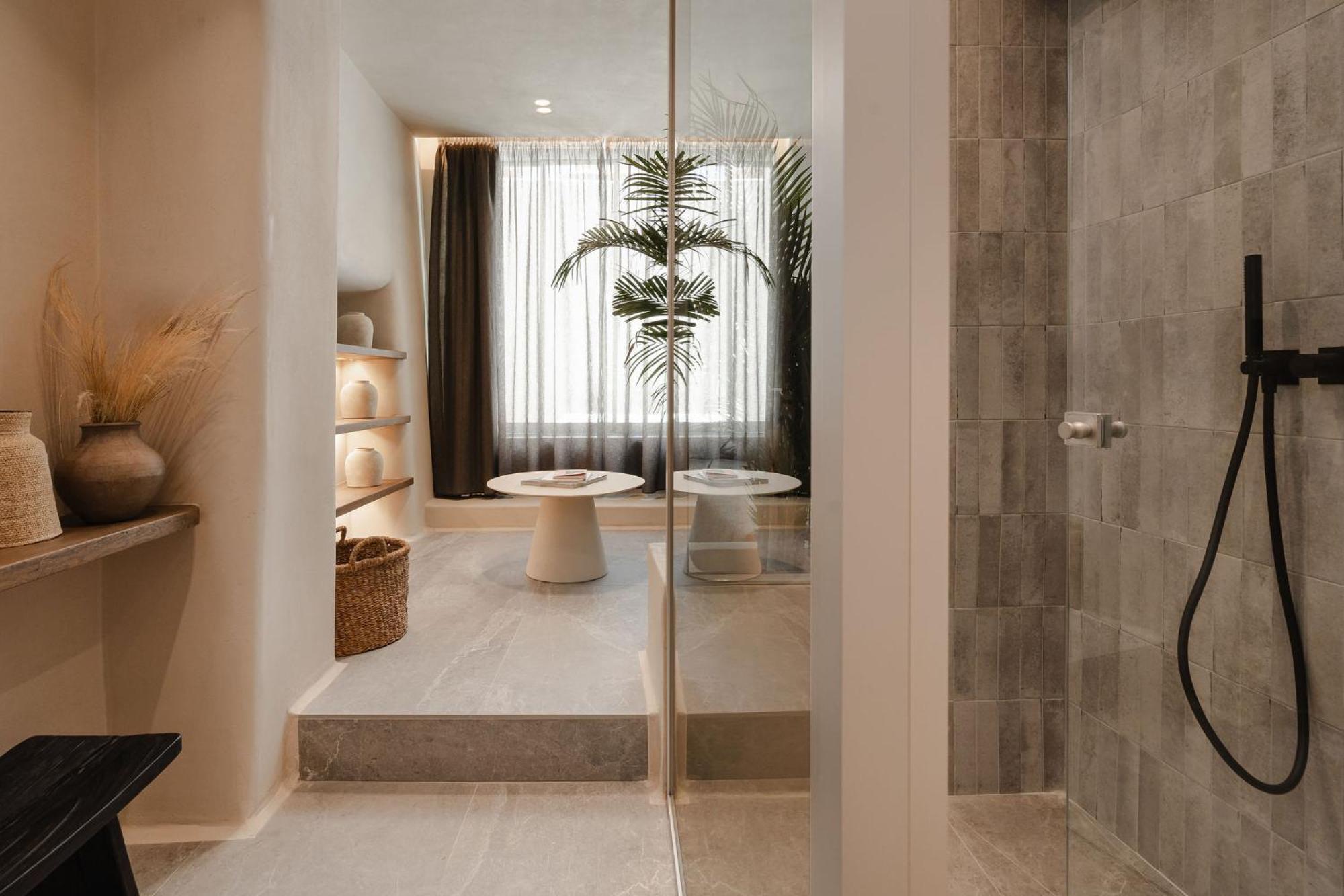 Aparthotel Emery Naxos City